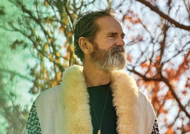 Միլիարդատեր Օմանի հոգևոր վերածնունդը